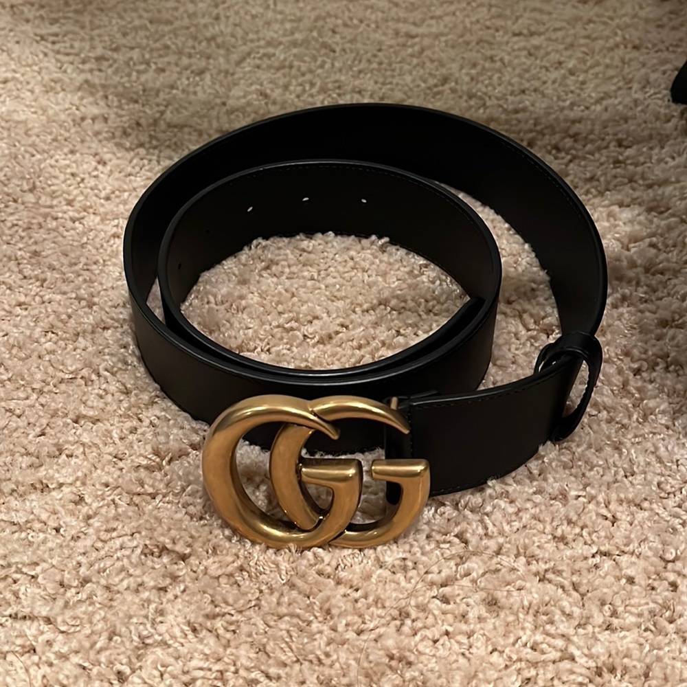 Authentic Gucci belt size 90